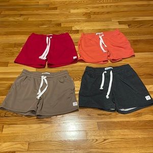 Men small maamgic Sweat shorts with zipper pockets. 3 prs. Excellent condition